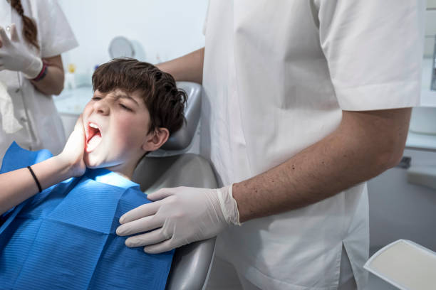 Best Broken or Cracked Tooth Emergency Dentist in Cove Creek, NC